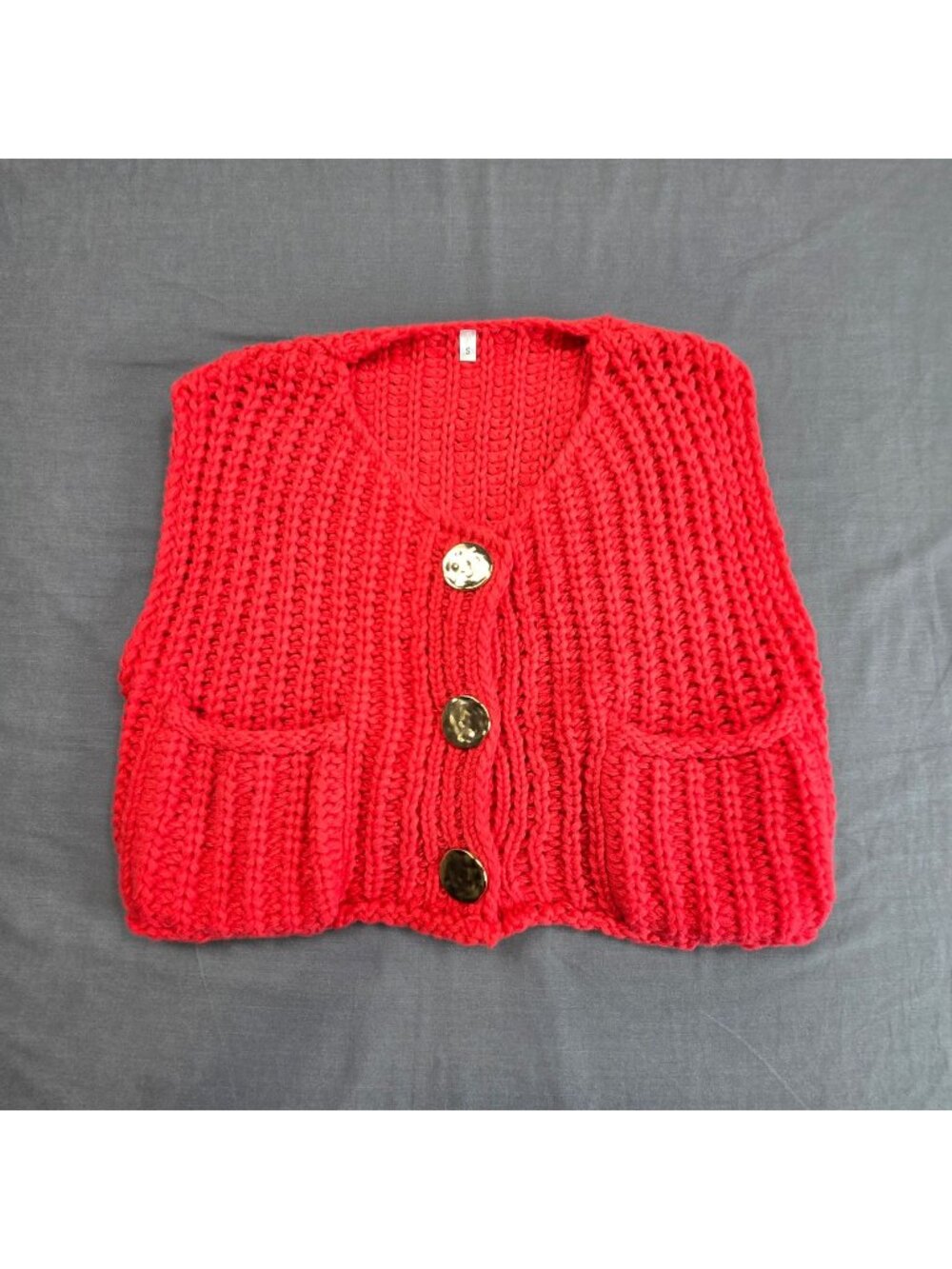 Red Womens Small Knit Button-Up Sweater Vest Oversized Boxy Boho Pockets - Picture 1 of 4